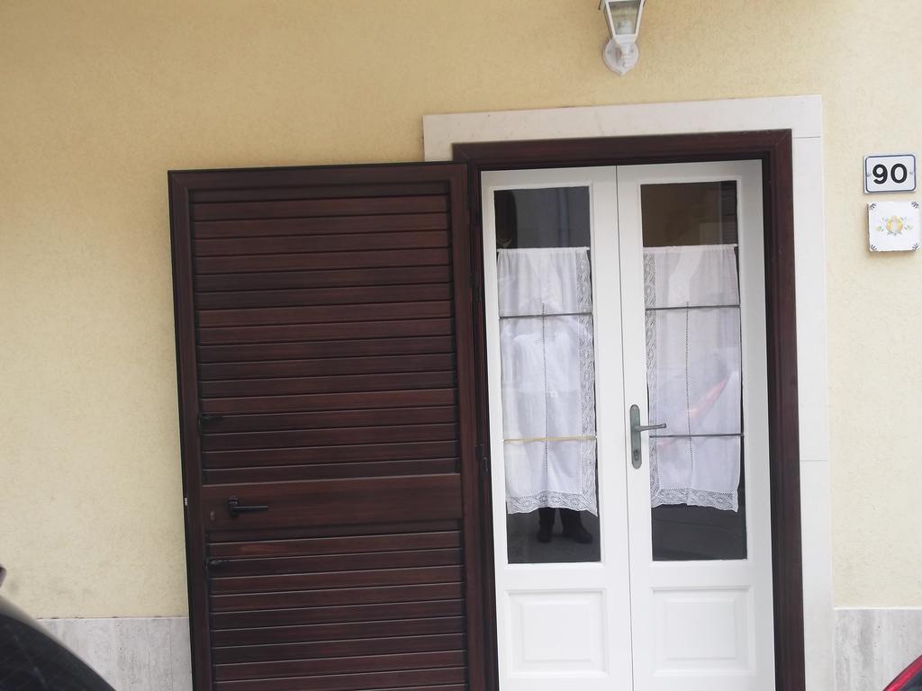 Casa Vacanze Le Rose Marina di Ragusa Exterior photo